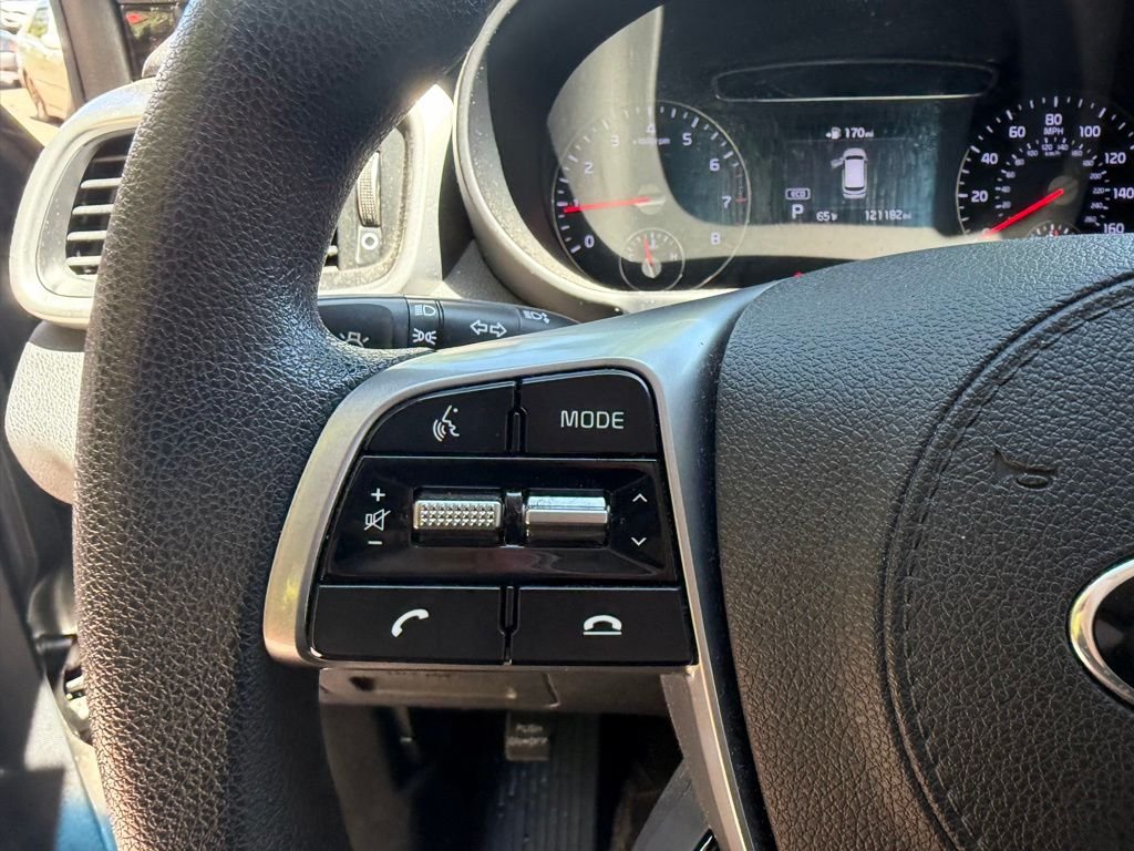Used 2019 Titanium Silver Kia LX image 14