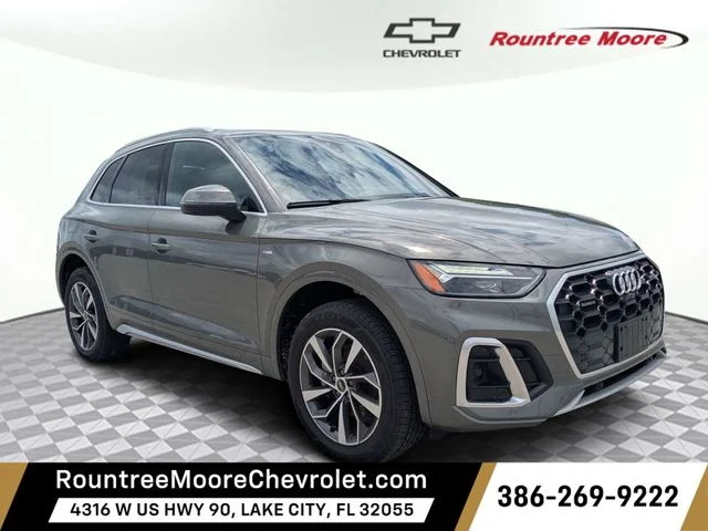 2023 Audi Q5 45 Premium Plus's photo