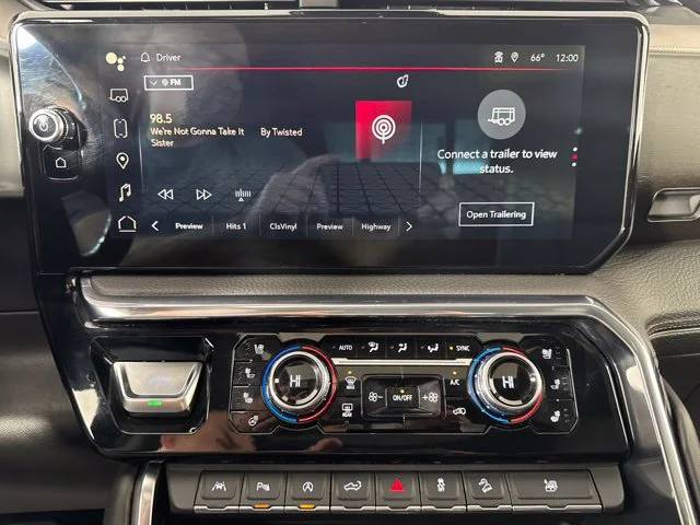 Used 2024 Onyx Black GMC Denali image 15