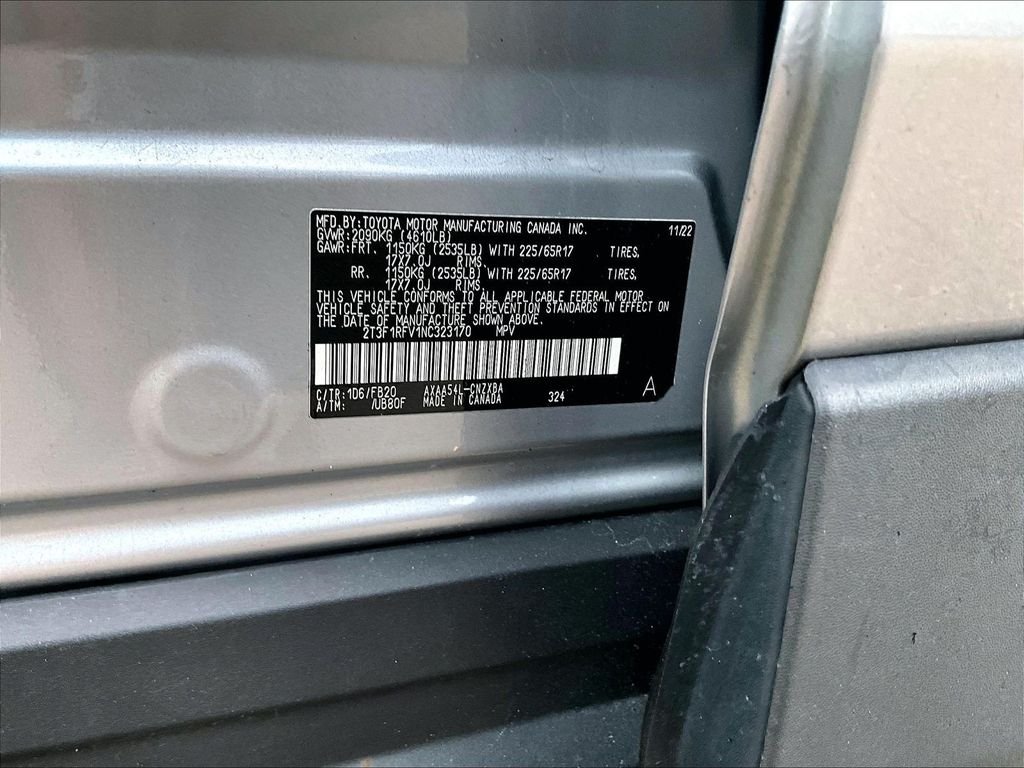 Used 2022 Silver Toyota LE image 9