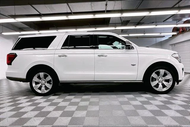 Used 2024 Star White Metallic Tri-Coat Ford King Ranch image 16