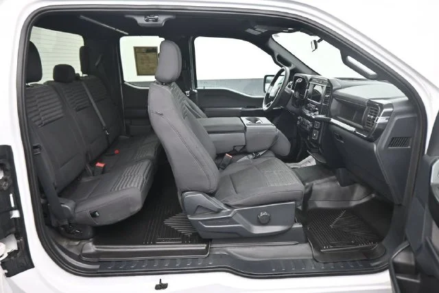 Used 2023 White Ford XL image 23