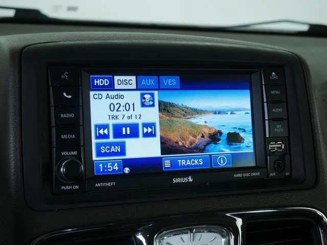 Used 2012 White Chrysler Touring image 27