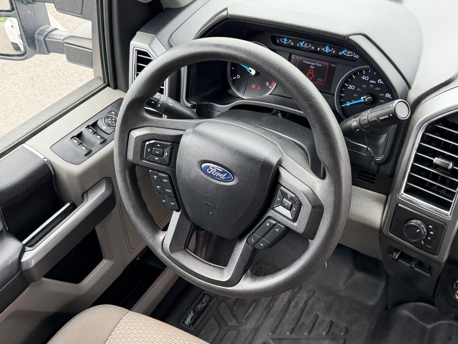 2018 Ford F-350 Super Duty XLT - Photo 49