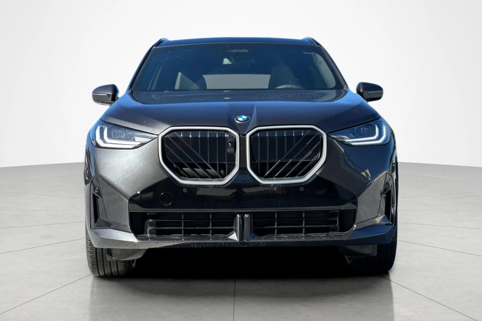 New 2026 Dark Graphite Metallic BMW 30 xDrive image 8
