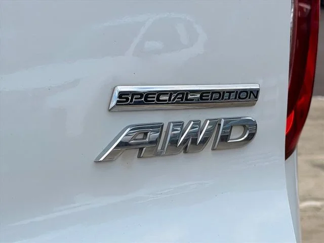 Used 2022 White Honda Special Edition image 28