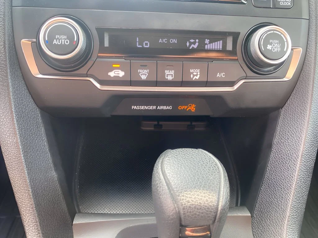 Used 2018 Blue Honda LX image 18
