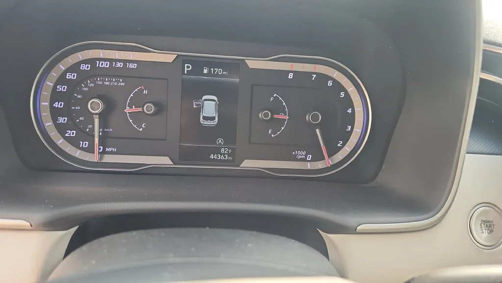 Used 2022 Gray Hyundai SEL image 15