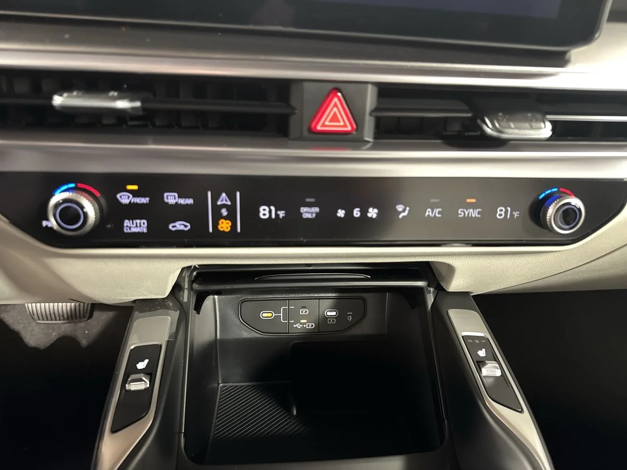 New 2026 Mineral Blue Kia EX image 26