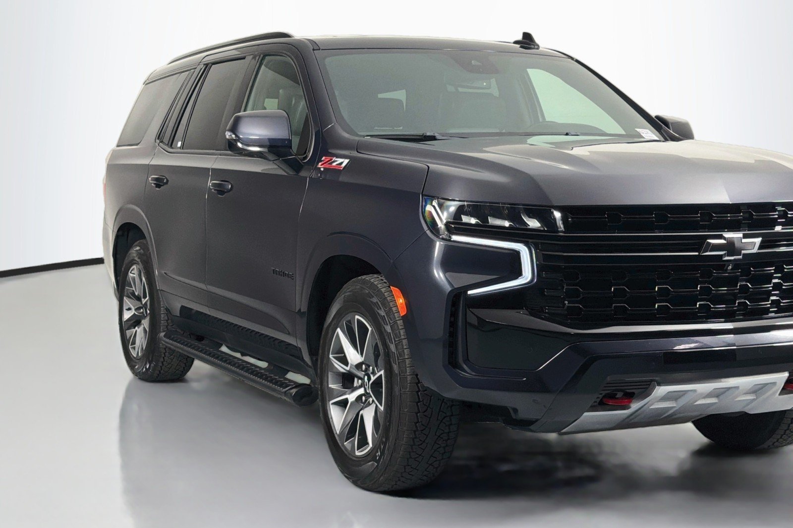 Used 2023 Dark Ash Metallic Chevrolet Z71 image 15