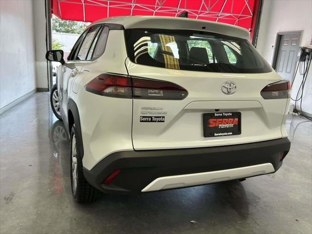 Certified Used 2026 WIND CHILL PEARL* Toyota  image 5