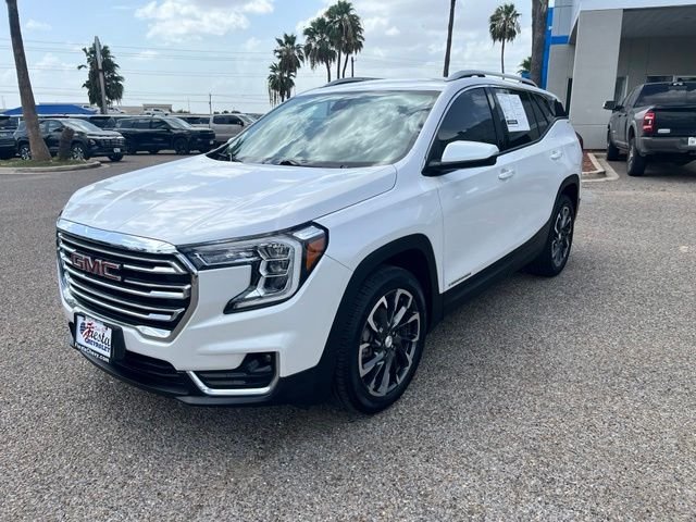 Used 2023 White GMC SLT image 3