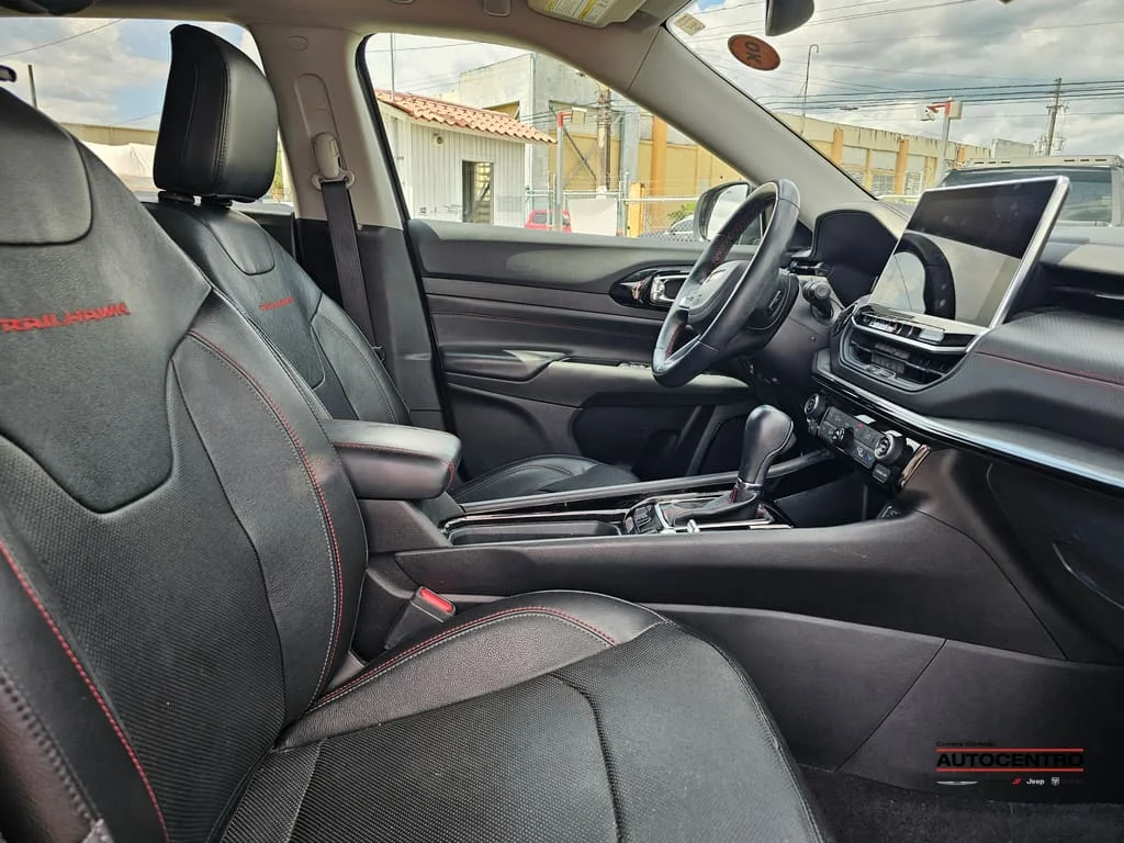 Used 2022 Sting-Gray Clear Coat Jeep  image 5