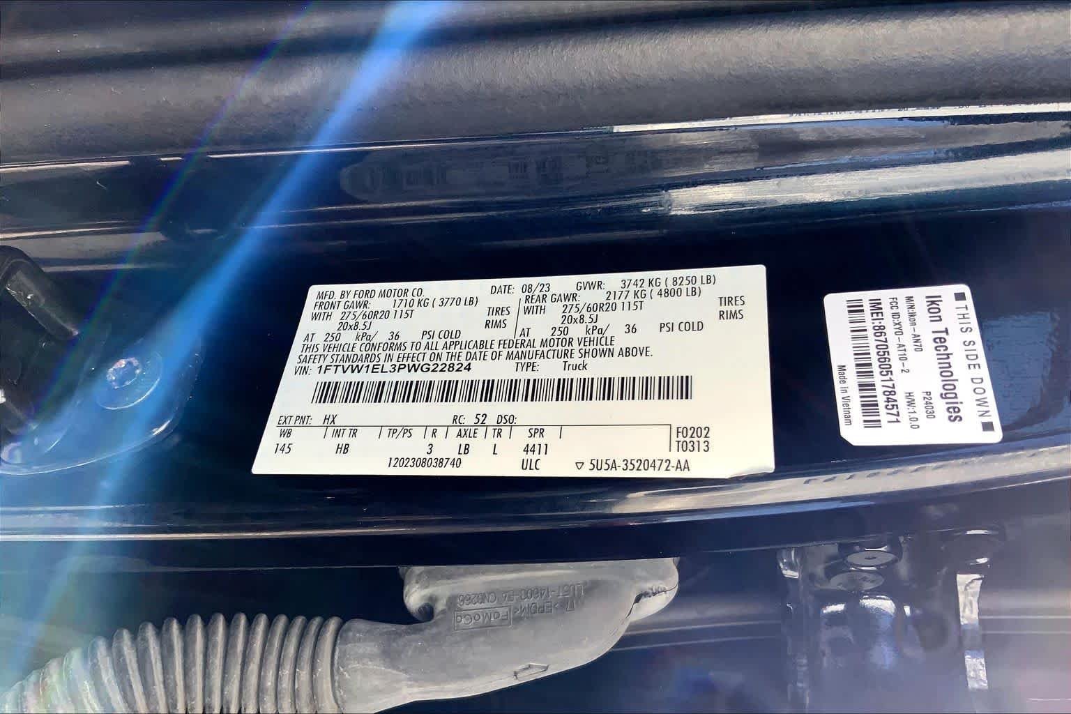 Used 2023 Antimatter Blue Metallic Ford LARIAT image 30