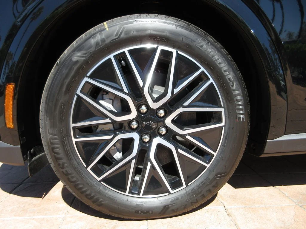 New 2026 Shadow Black Ford Premium image 8
