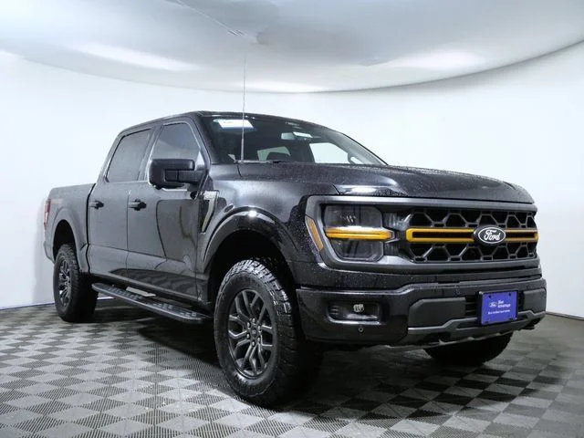 Used 2025  Ford Tremor image 1