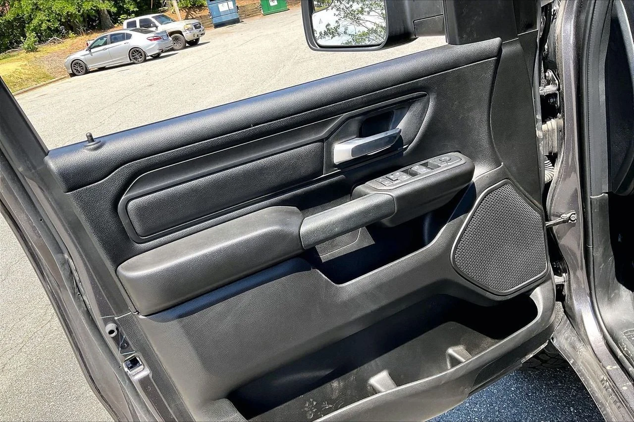 New 2026 Granite Crystal Metallic Clearcoat RAM Warlock image 22