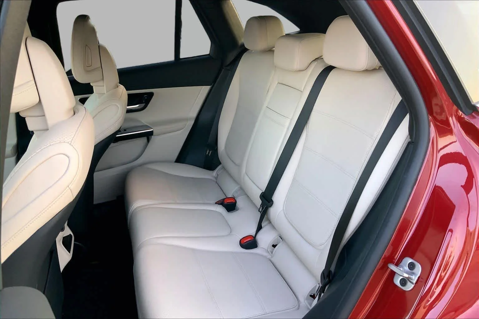 Used 2024 MANUFAKTUR Patagonia Red Metallic Mercedes-Benz GLC 300 image 20