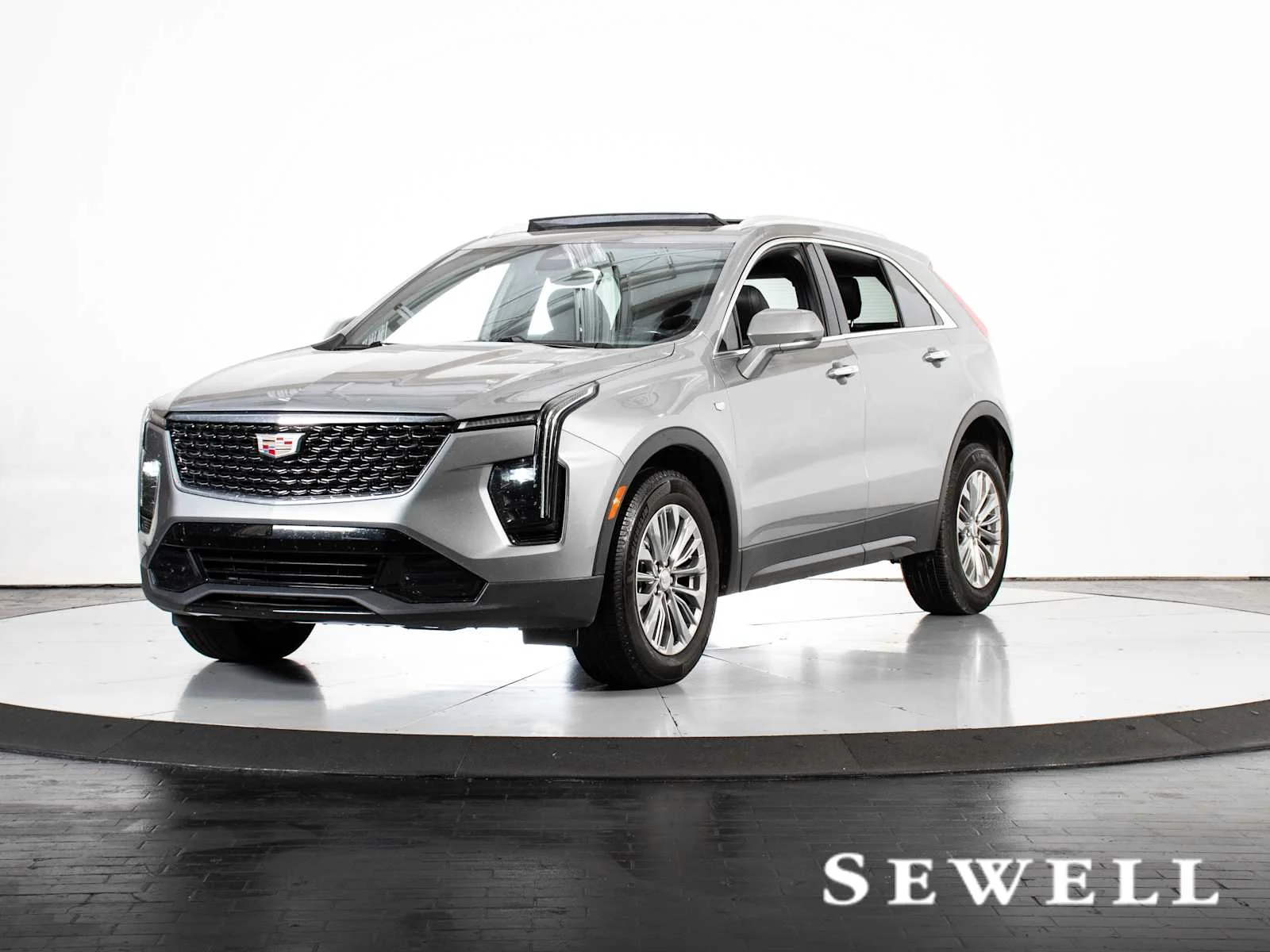 2024 Cadillac XT4 FWD Premium Luxury