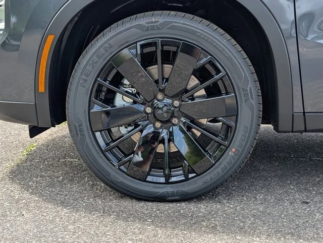 New 2026 Graphite Gray Mitsubishi LE image 3