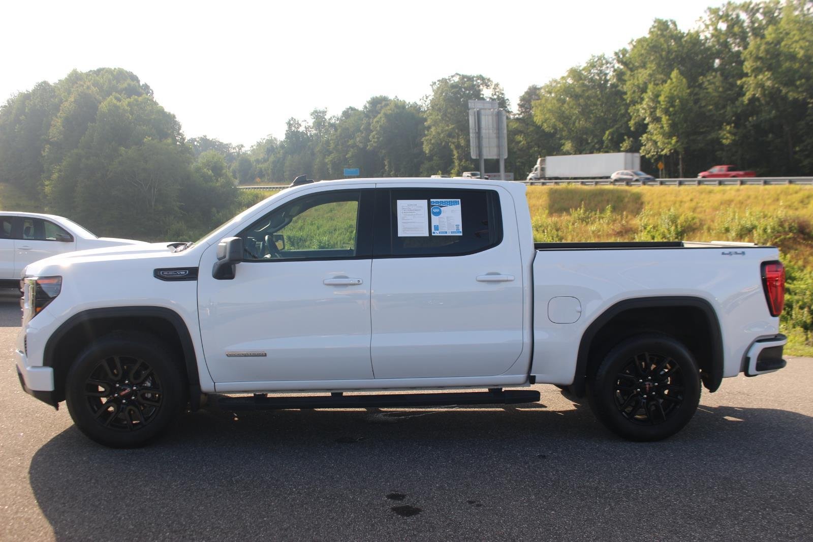 Used 2024 Summit White GMC Elevation image 4