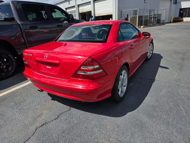 Used 2001  Mercedes-Benz SLK 230 image 18
