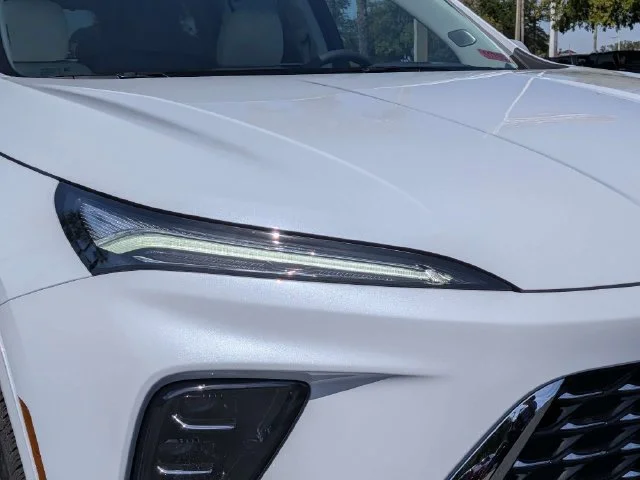 New 2027 Iridescent White Tricoat Buick Avenir image 9