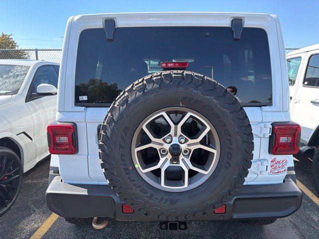 New 2027 Bright White Clear-Coat Paint Jeep Sport S image 5