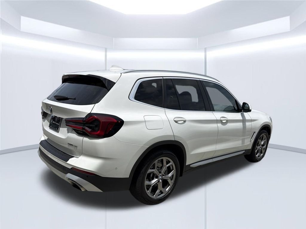 Used 2023 White BMW sDrive30i image 7