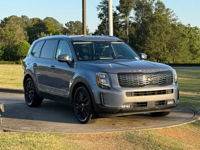 Used 2021 Silver Kia SX image 9