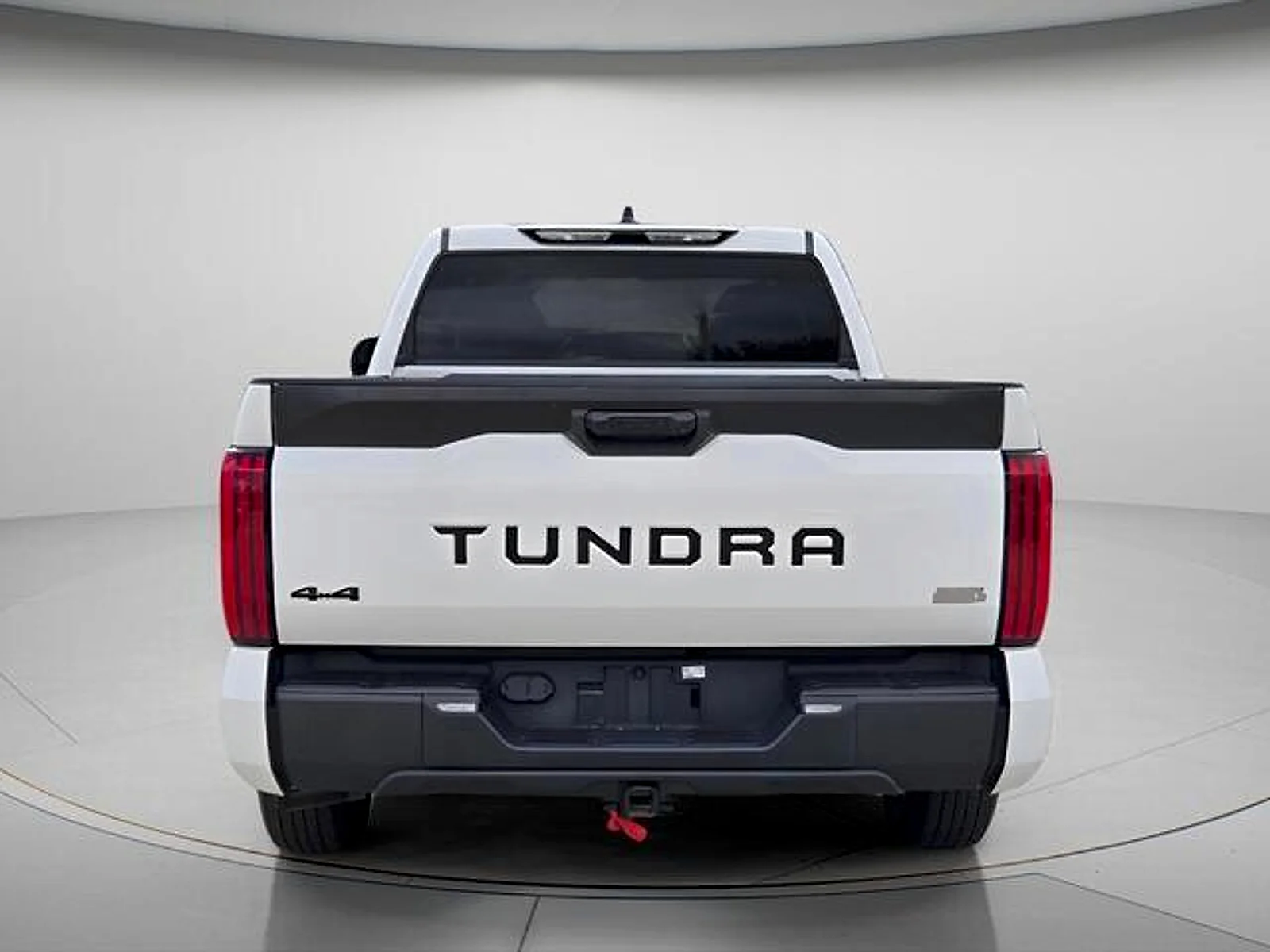 Used 2023  Toyota SR image 5