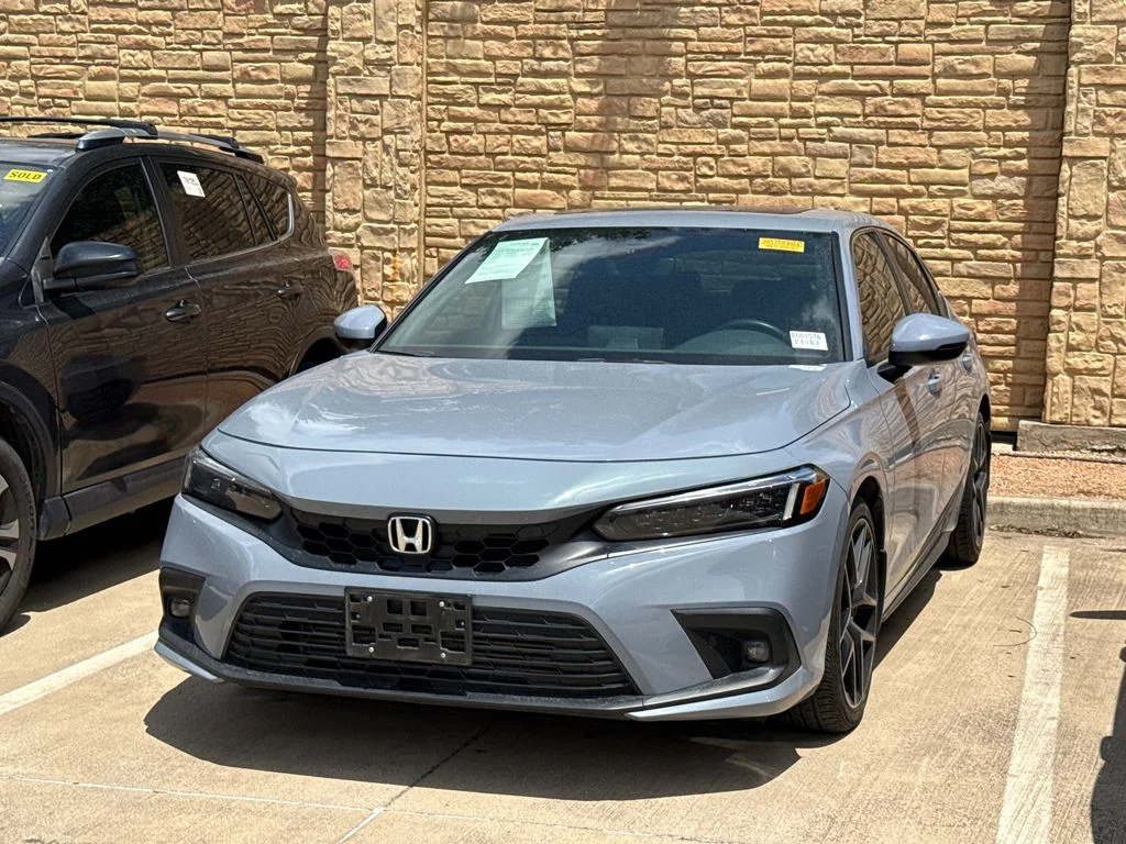 2022 Honda Civic Sport Touring CVT's photo