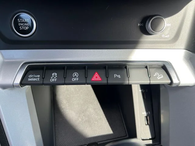 Used 2021 Blue Audi Premium image 29