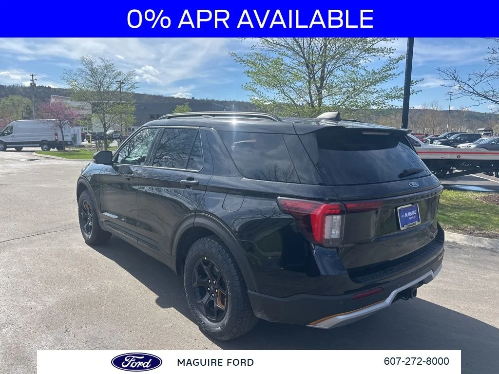 New 2026 Agate Black Metallic Ford Tremor® image 6