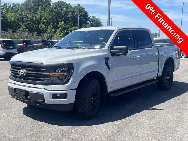 New 2026 White Ford XLT image 5