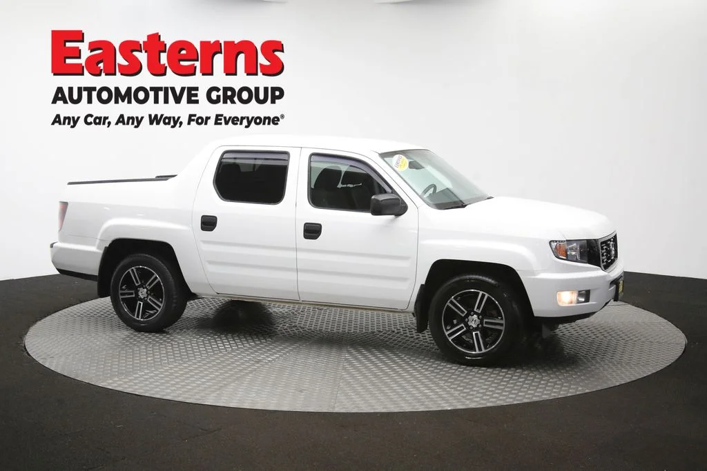 Used 2014 White Honda Sport image 45