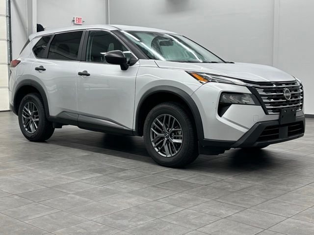 Used 2024 Silver Nissan S image 1