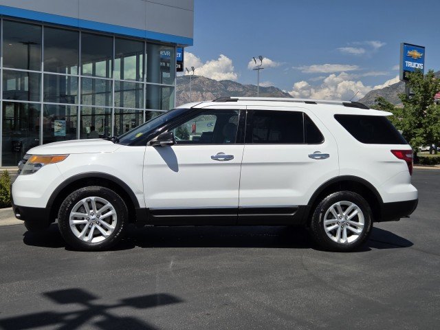 Used 2013 White Ford XLT image 8