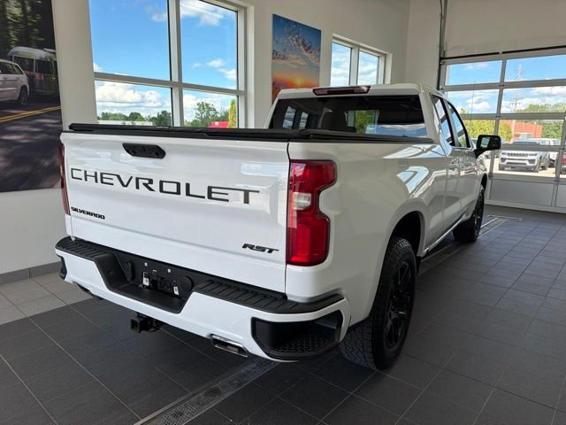 Used 2024 White Chevrolet RST image 5