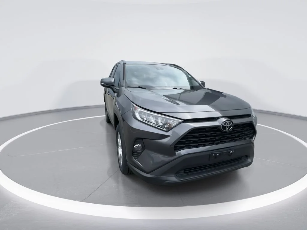 Used 2021 Gray Toyota XLE image 2