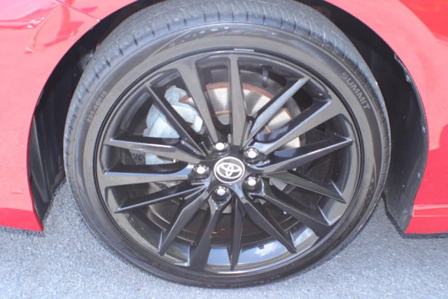 Used 2022 Supersonic Red/Midnight Black Metallic Toyota XSE image 5
