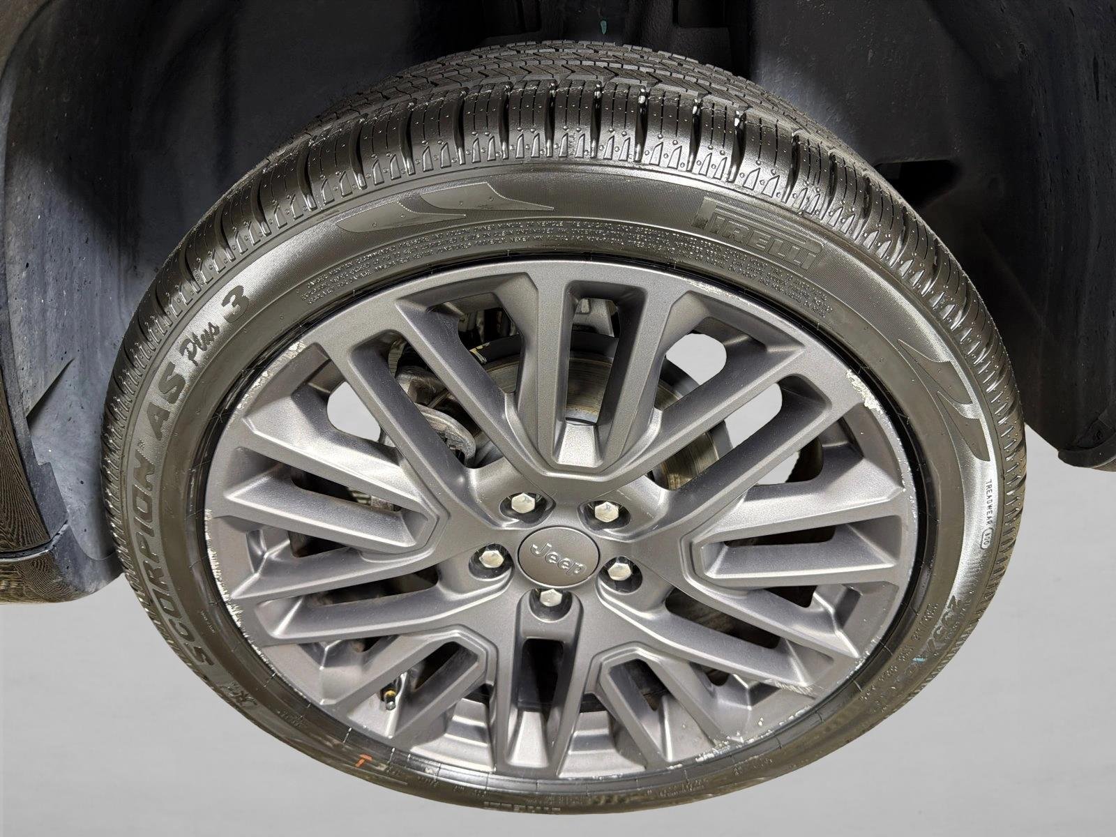 Used 2022 Diamond Black Crystal Pearlcoat Jeep High Altitude image 22