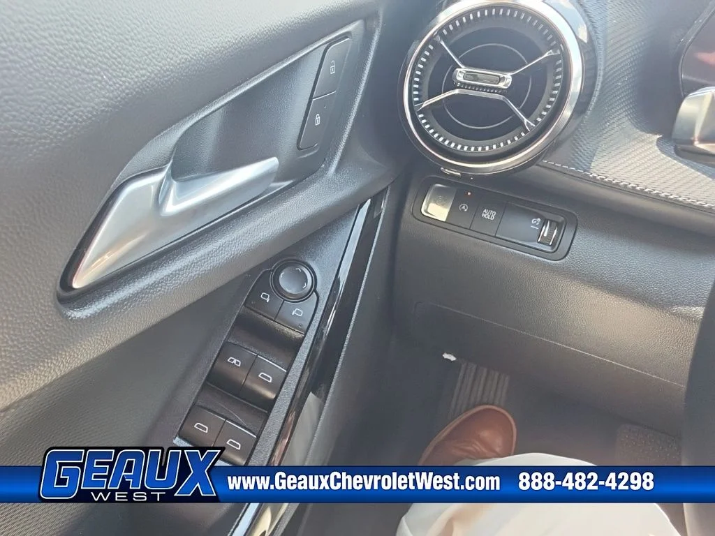 Used 2026 White Chevrolet LT image 28