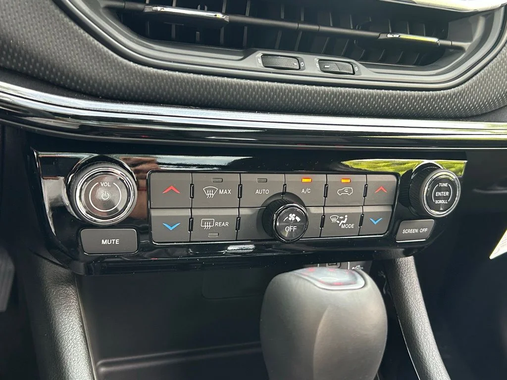 2025 Jeep Compass Limited - Photo 47