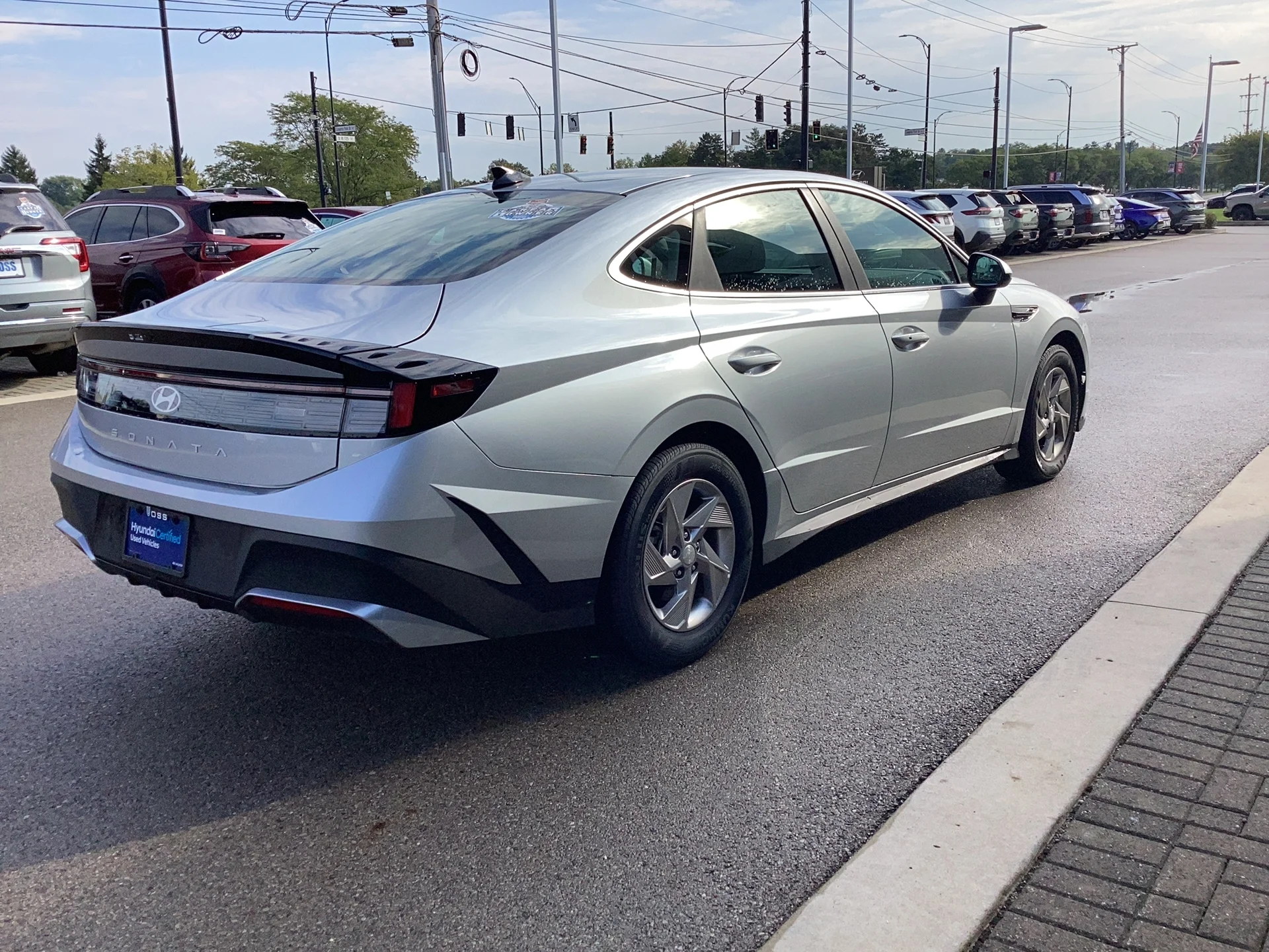 Certified Used 2026 Aero Silver Metallic Hyundai SE image 4