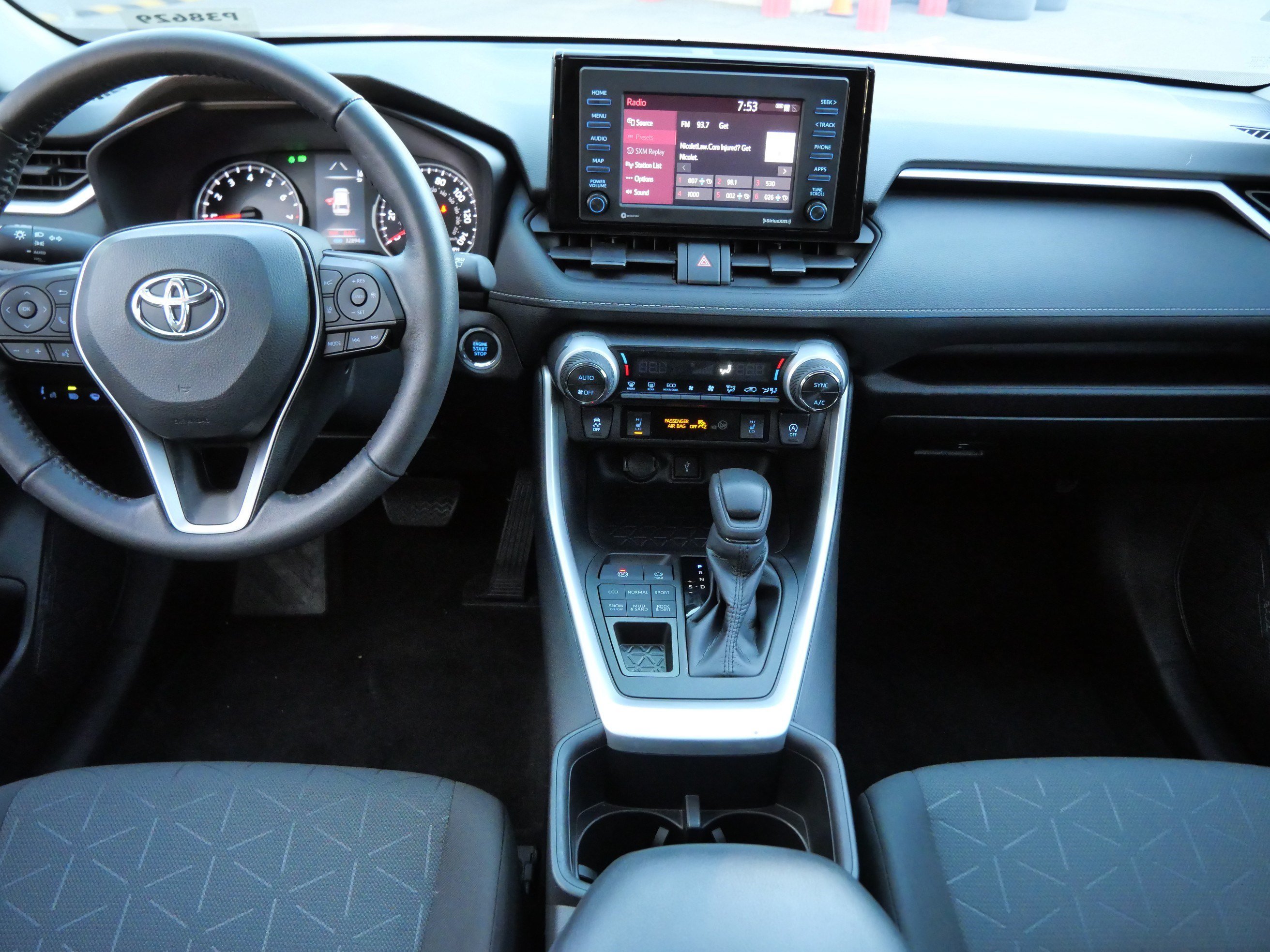 Certified Used 2022 Silver Sky Metallic Toyota XLE image 11
