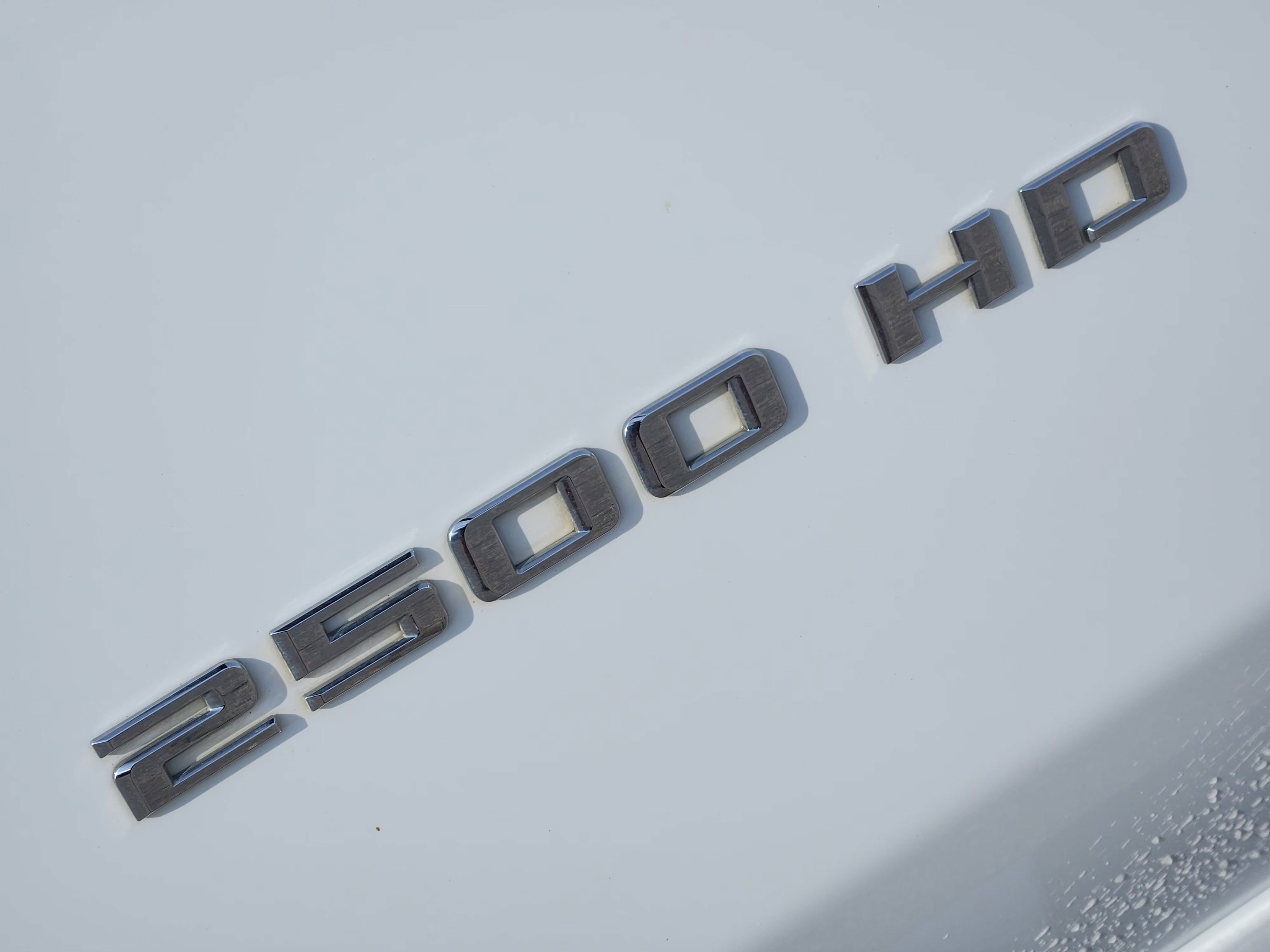 Used 2022 Summit White Chevrolet LT image 12