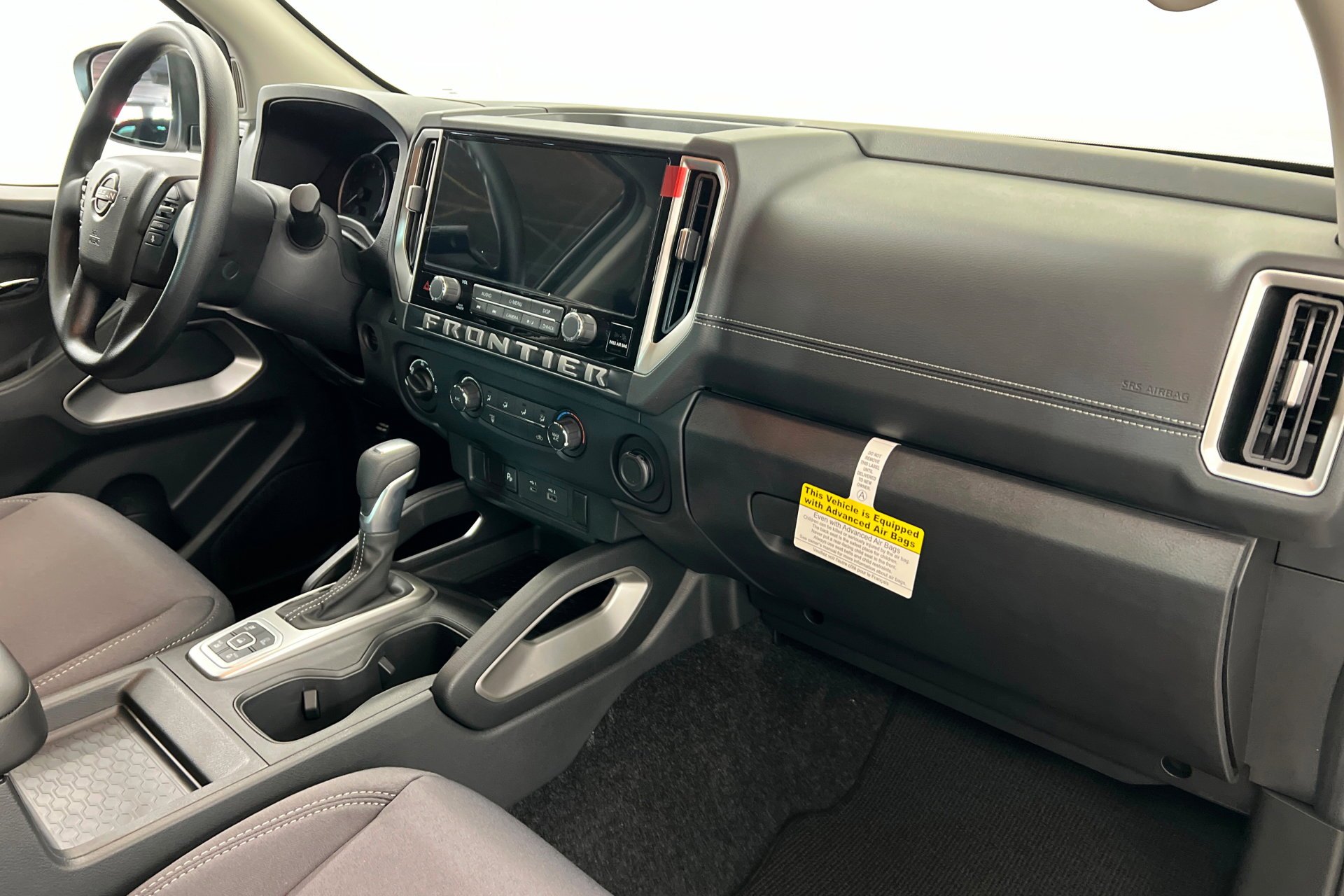 2026 Nissan Frontier SV - Photo 24