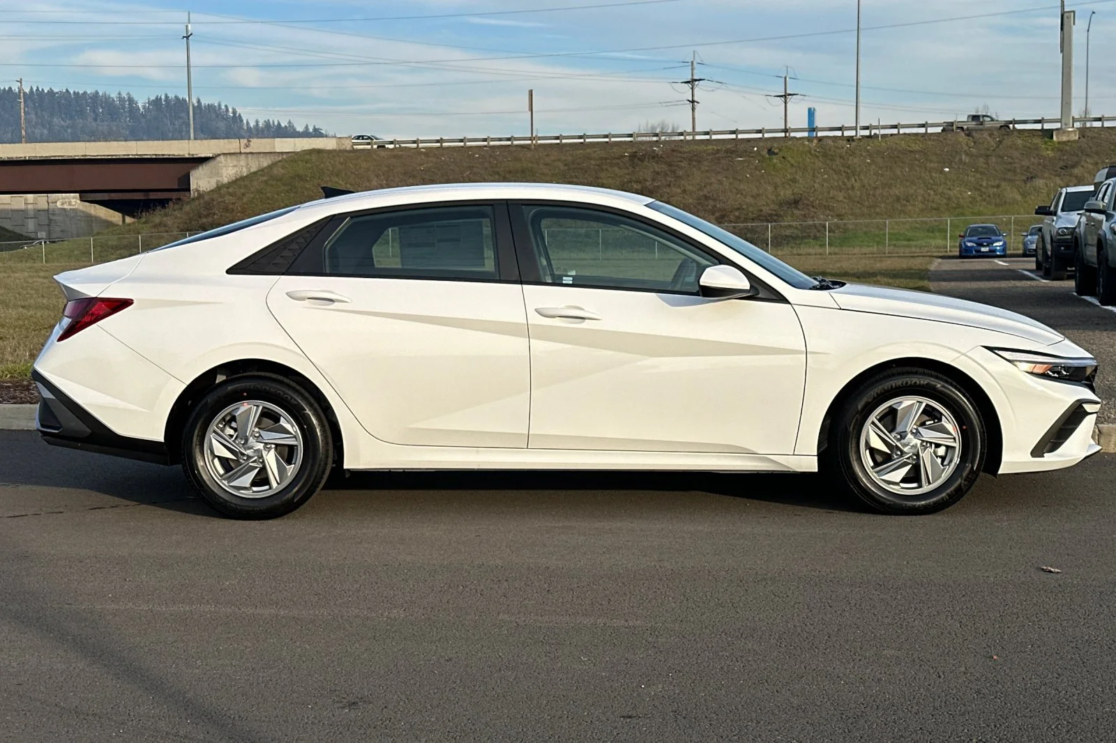 Used 2026 White Hyundai SE image 2