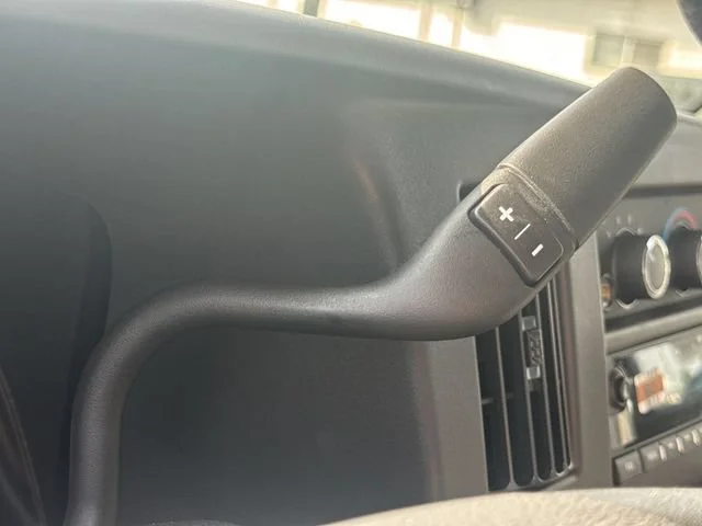 2026 Chevrolet Express Cargo Work Van - Photo 17